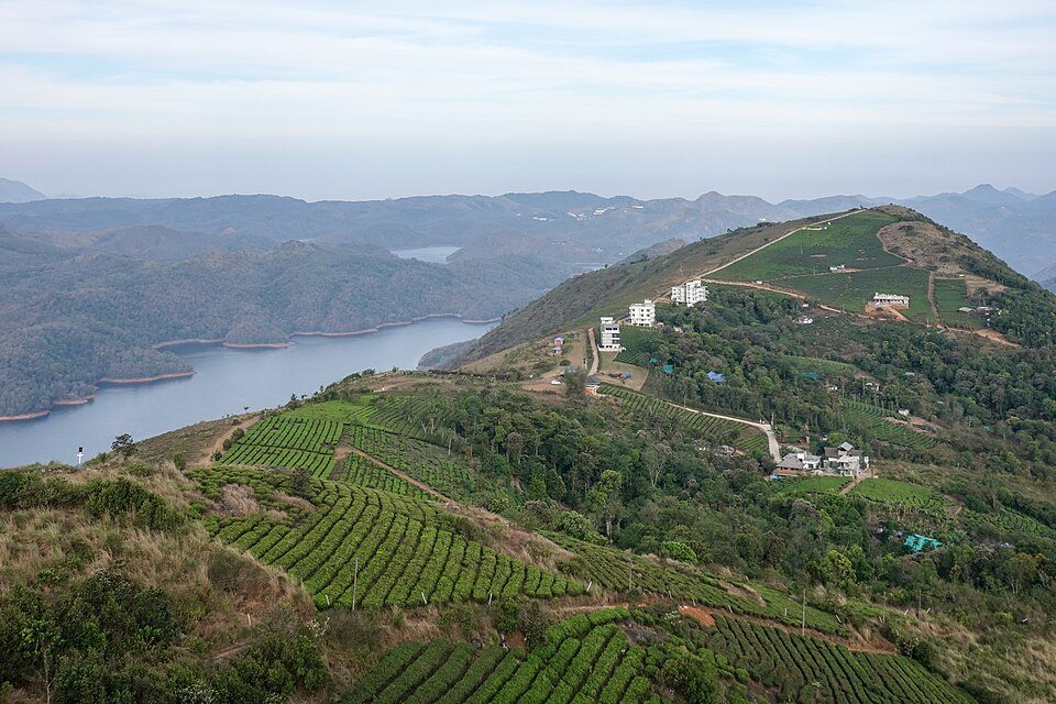 Calvary Mount reservoir viewpoint on the Kattappana to Munnar route in Idukki